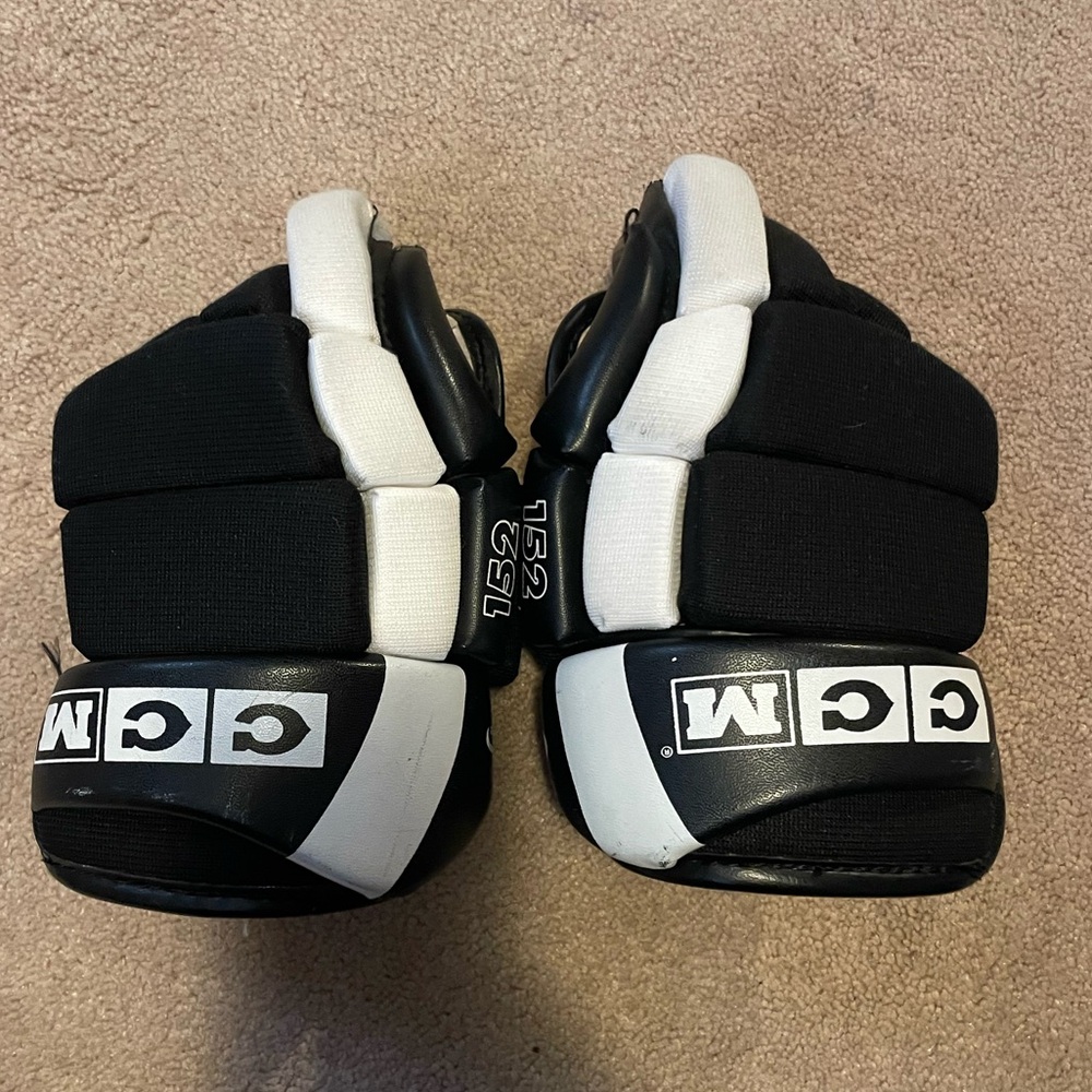 CCM Black and White 9” Hockey Gloves